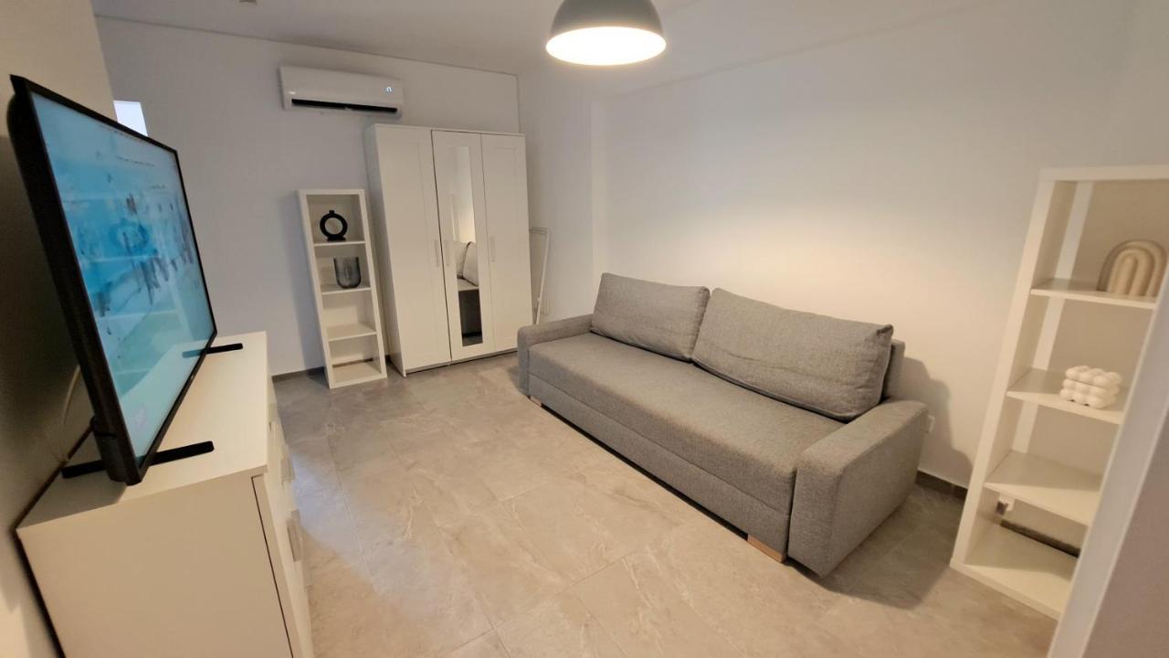 Ris Studio Dublu Universitate, Centrul Vechi Bucureşti Ngoại thất bức ảnh